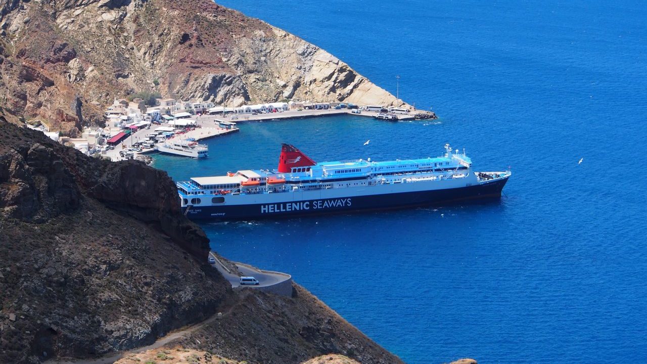 サントリーニ島への行き方比較 飛行機 フェリー 高速船 Noel S Travels